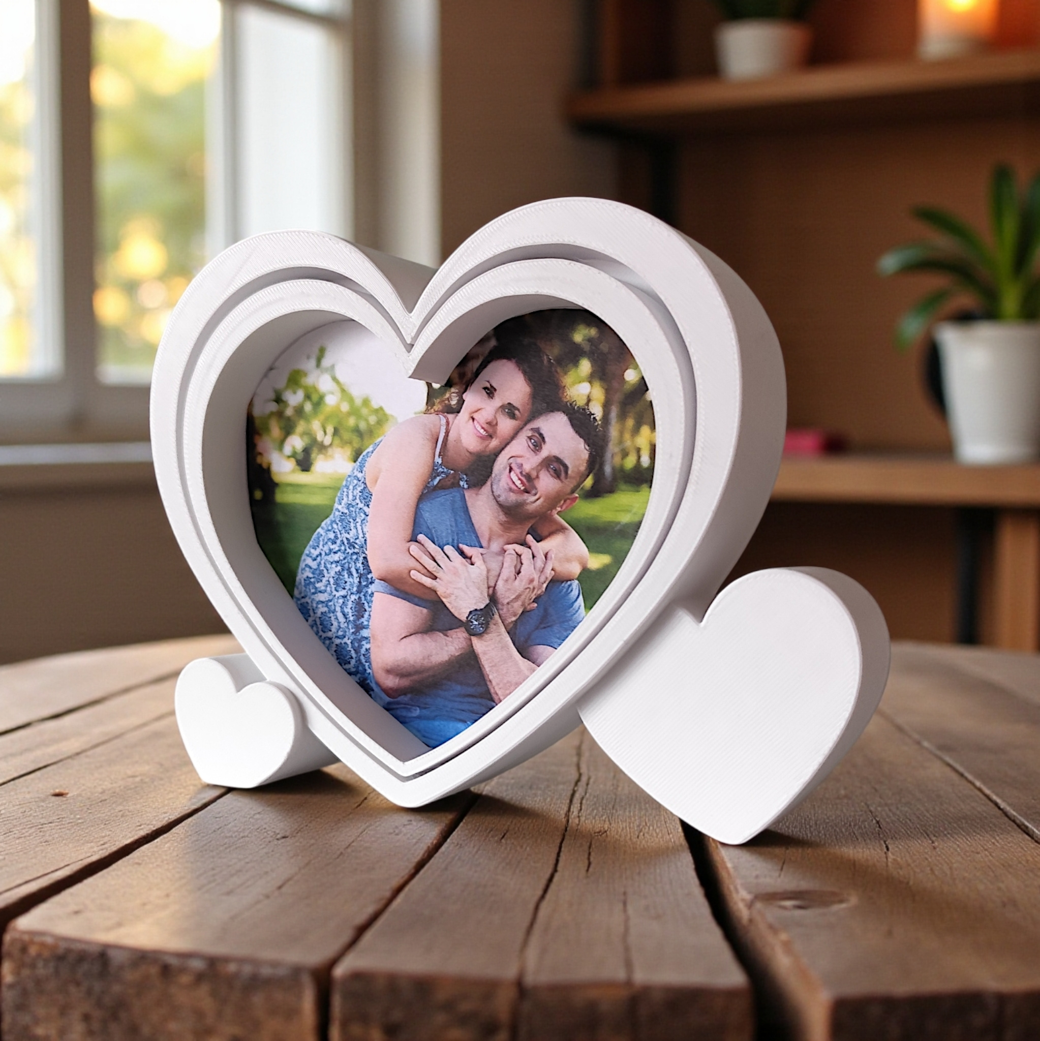Heart-shaped photo frame (with cutting template) — view 2