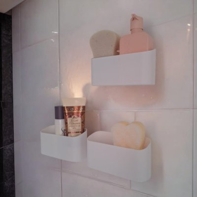 Supports muraux de rangement (salle de bain / cuisine)