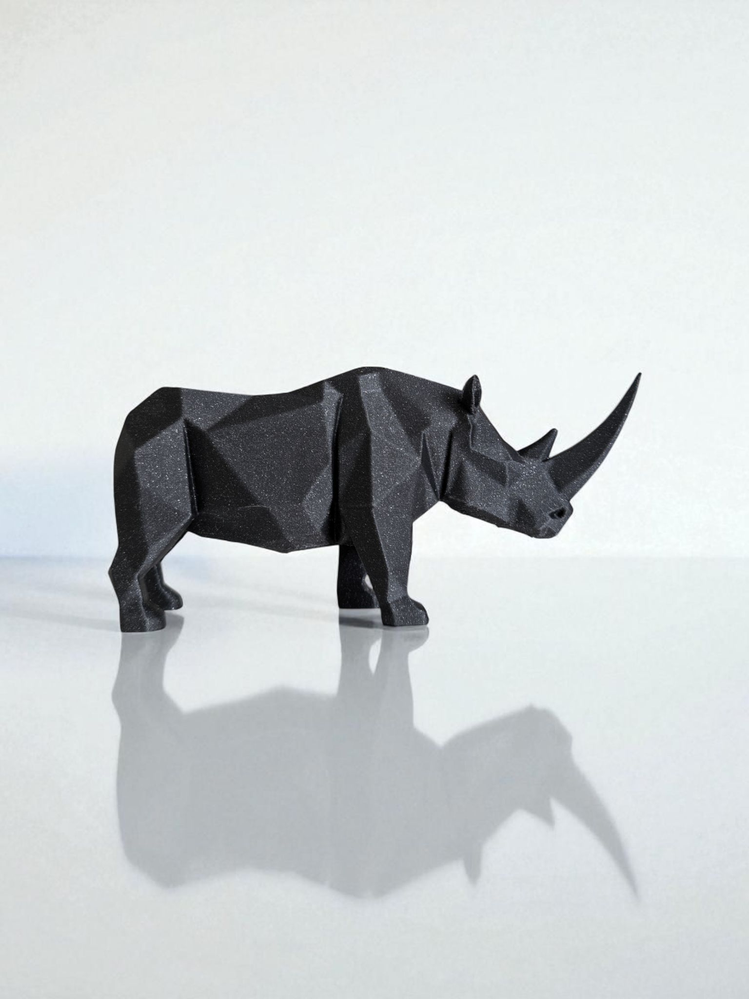 Low-poly rhinoceros — view 3