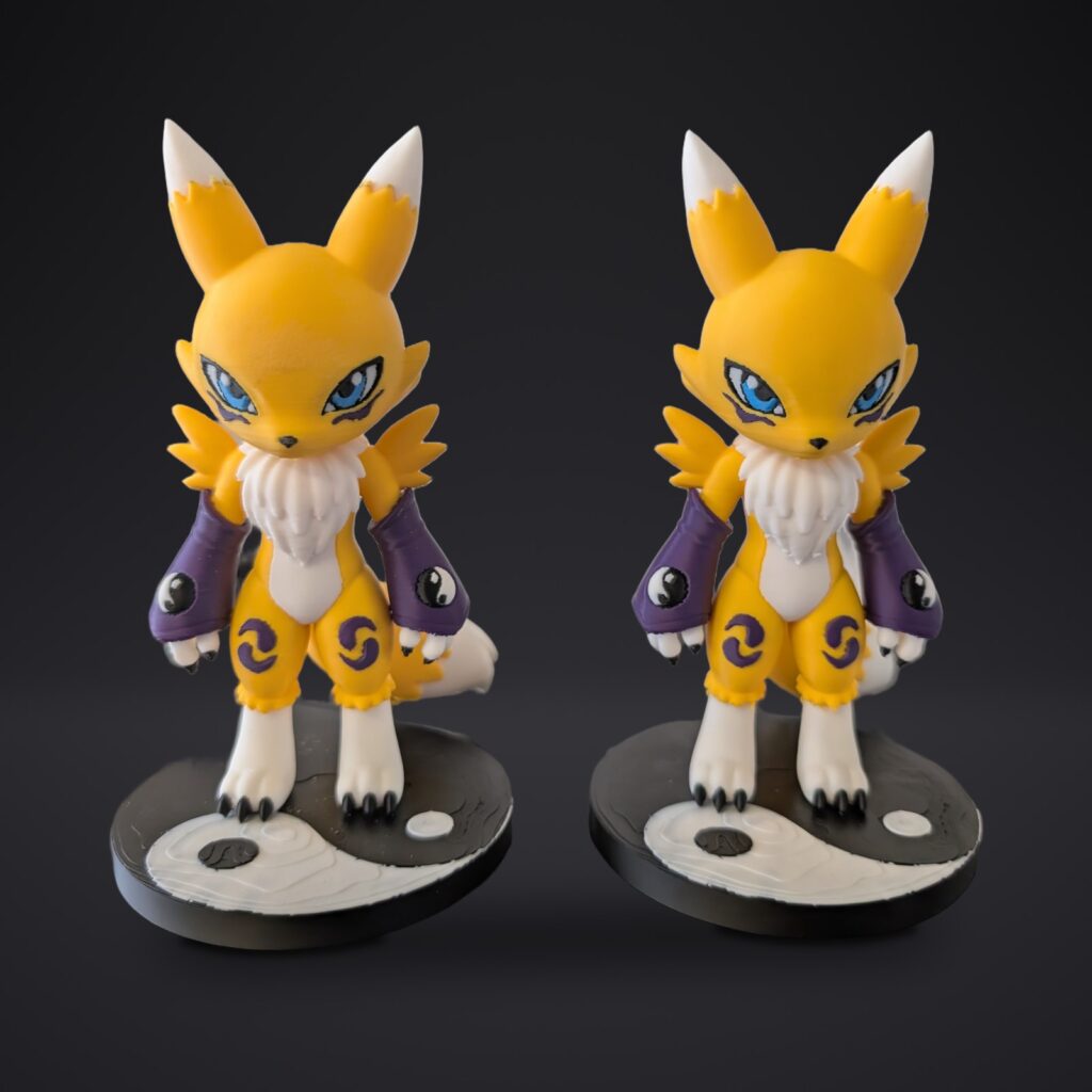Duo de figurines sur socles yin-yang — projet « Héros de collection », Komplice3D
