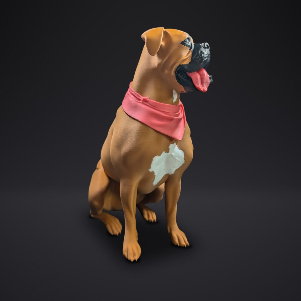 Figurine imprimée, autre angle — projet « Le sourire au bandana rose », Komplice3D