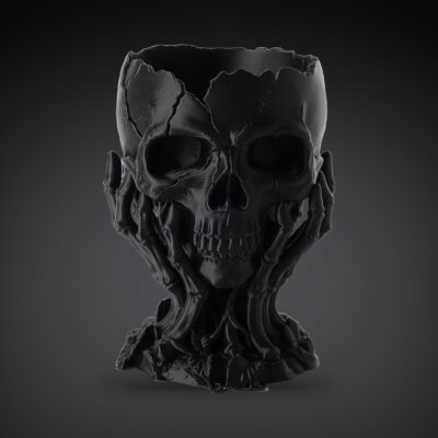 Cache-pot crâne aux doigts d’os, impression 3D